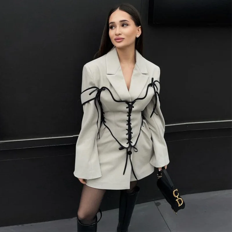 Winter Clothing For Sale - طقم فستان بمعطف وممشد متوسط الطول