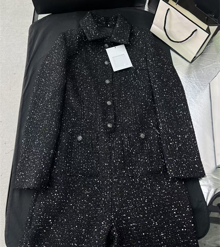 ملابس نسائية مخصصة على الطراز  - مراجعة Winter Clothing For Women وسعره