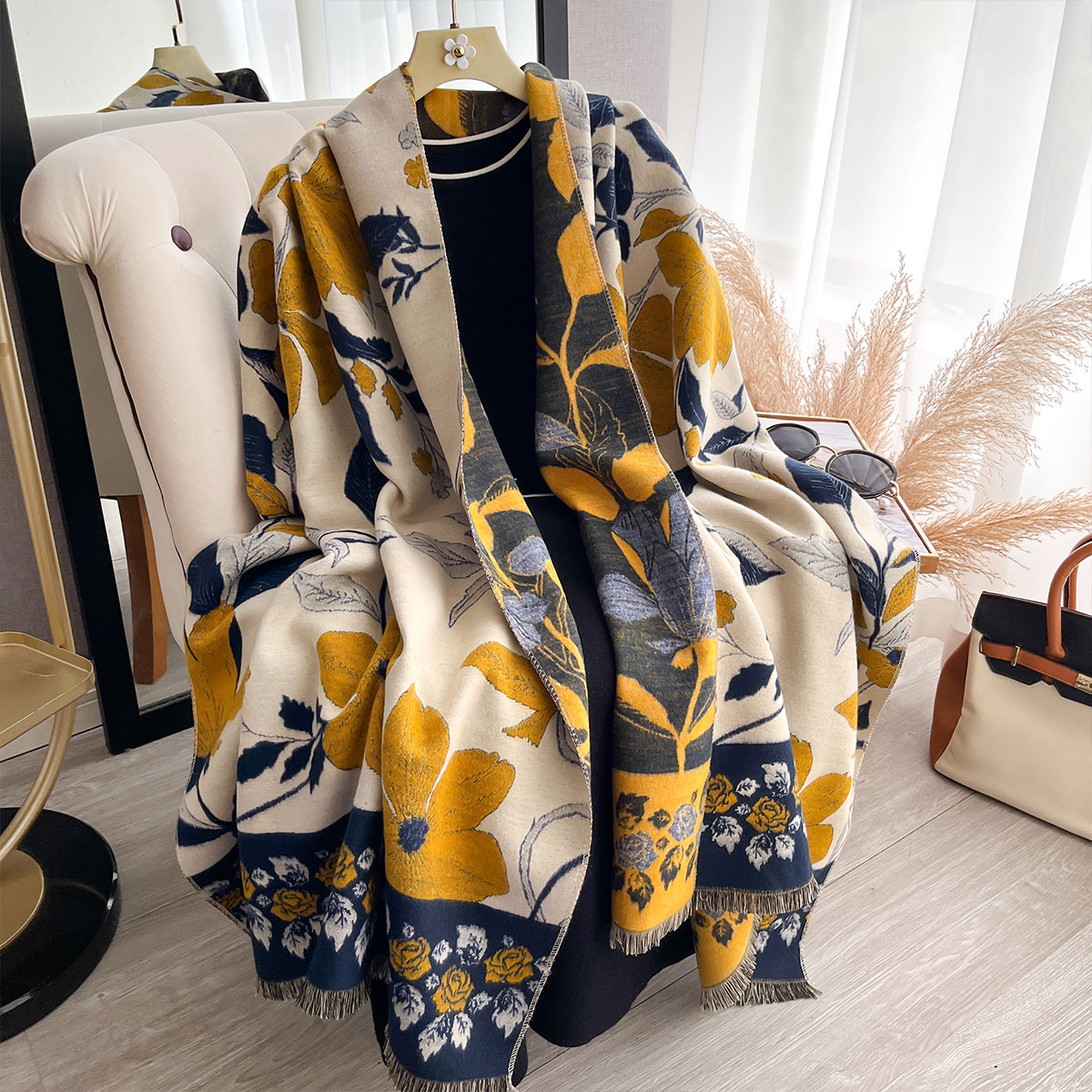 المرأة رشاقته الفاخرة الشتاء ب - مراجعة Cashmere Scarf Wrap وسعره