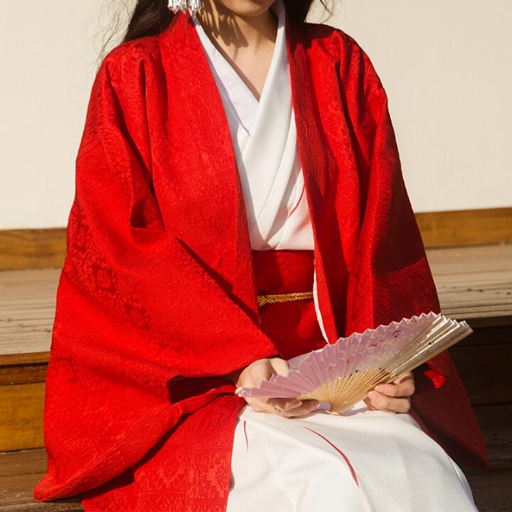 Tradition Japanese Women Kimon - مراجعة Traditional Winter Japanese Clothing وسعره